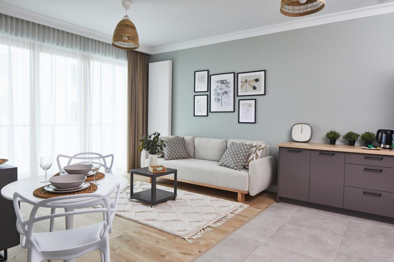 Metro Imielin Apartments Варшава Екстер'єр фото