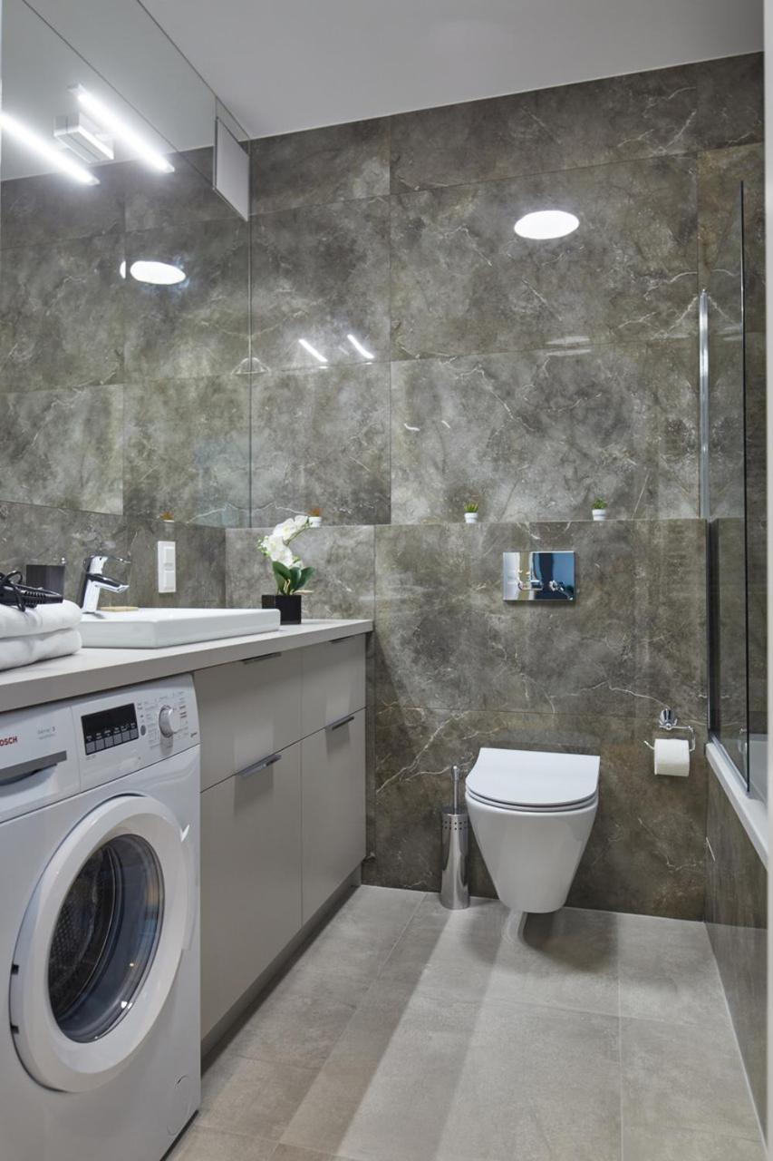 Metro Imielin Apartments Варшава Екстер'єр фото