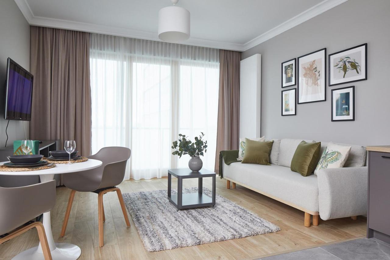Metro Imielin Apartments Варшава Екстер'єр фото