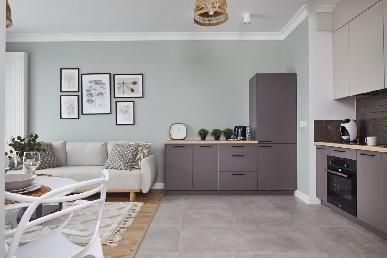 Metro Imielin Apartments Варшава Екстер'єр фото