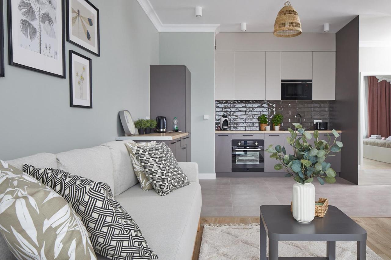 Metro Imielin Apartments Варшава Екстер'єр фото