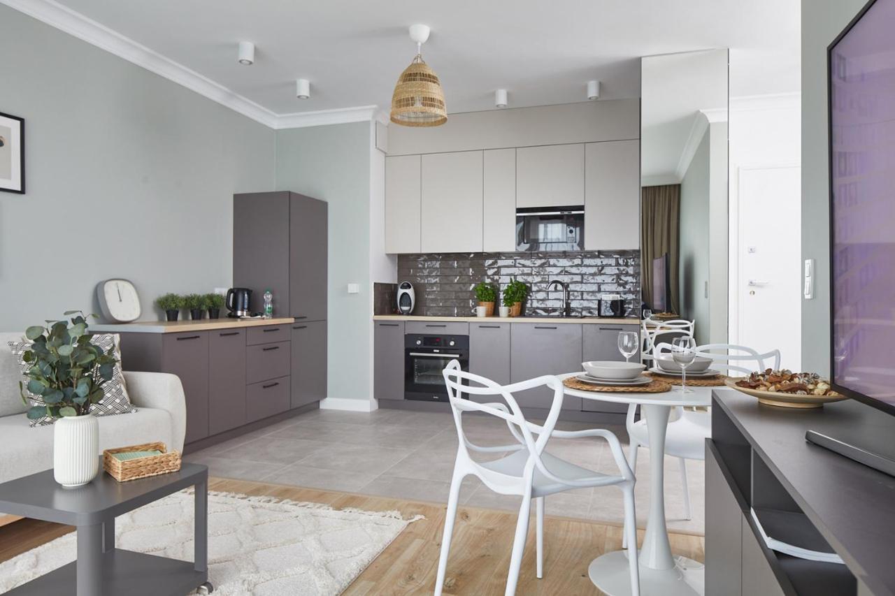 Metro Imielin Apartments Варшава Екстер'єр фото