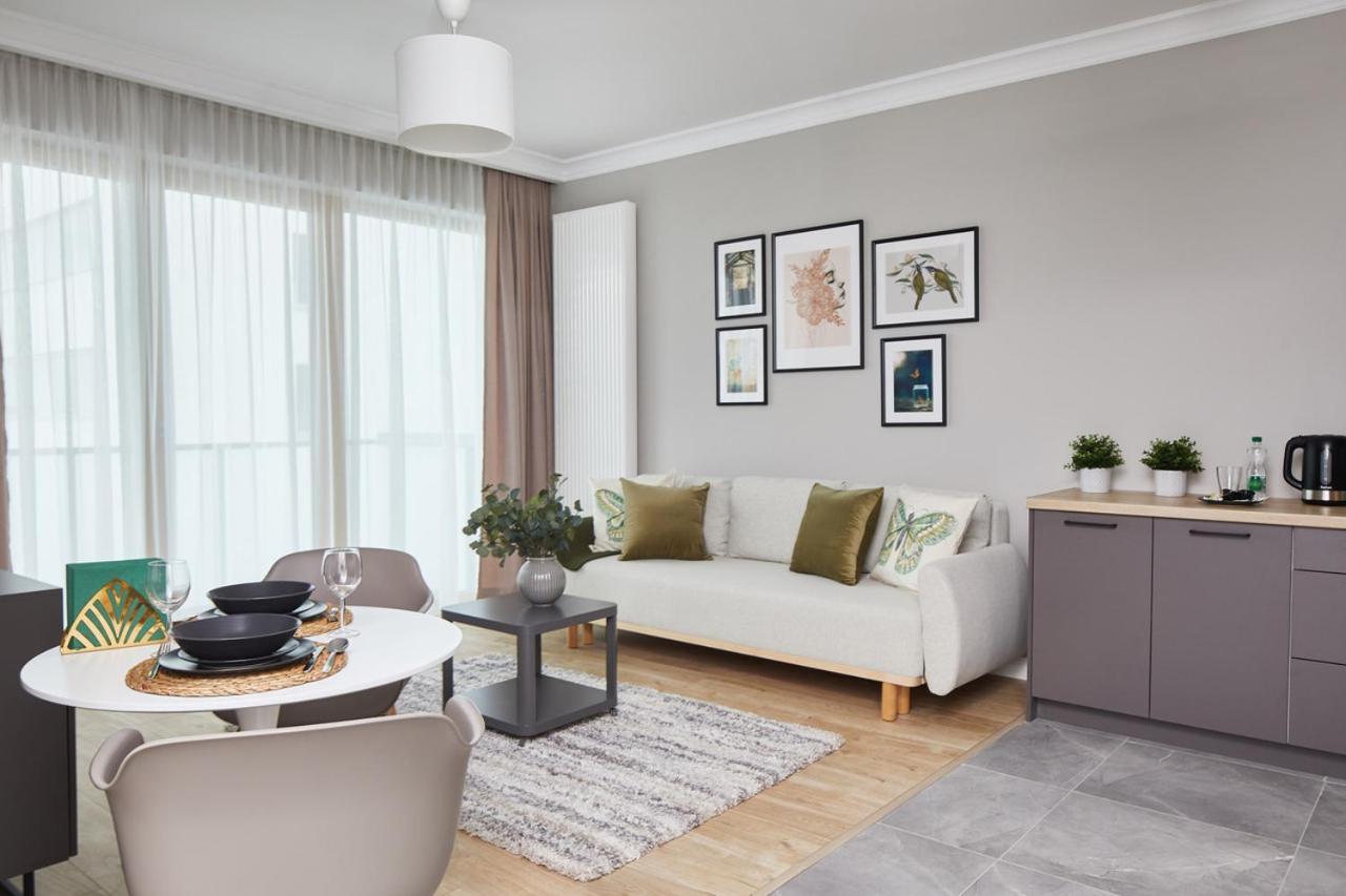 Metro Imielin Apartments Варшава Екстер'єр фото