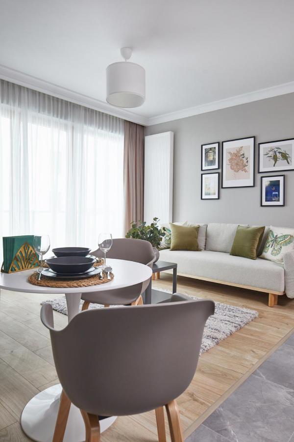 Metro Imielin Apartments Варшава Екстер'єр фото